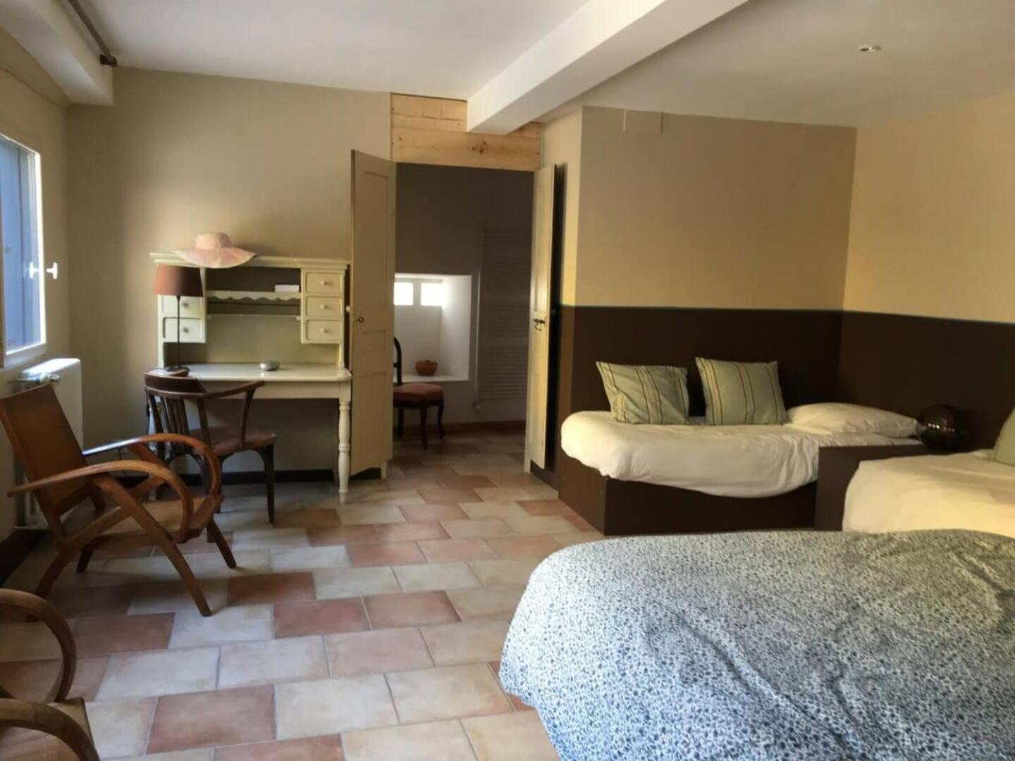 Lumineuse Et Spacieuse Maison Style Loft Saint-Amour-Bellevue ภายนอก รูปภาพ
