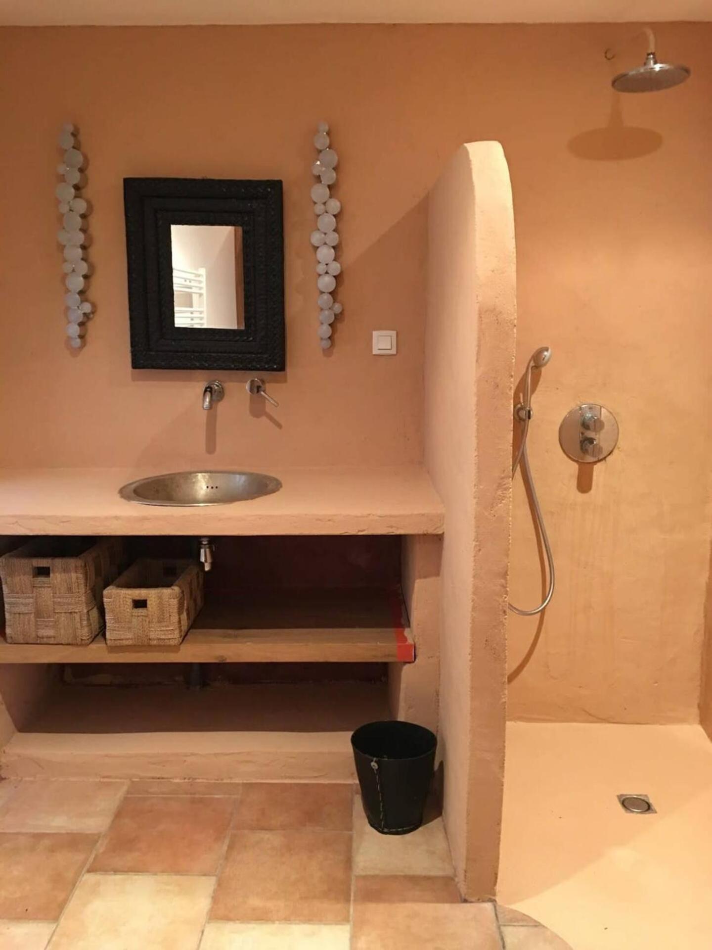Lumineuse Et Spacieuse Maison Style Loft Saint-Amour-Bellevue ภายนอก รูปภาพ