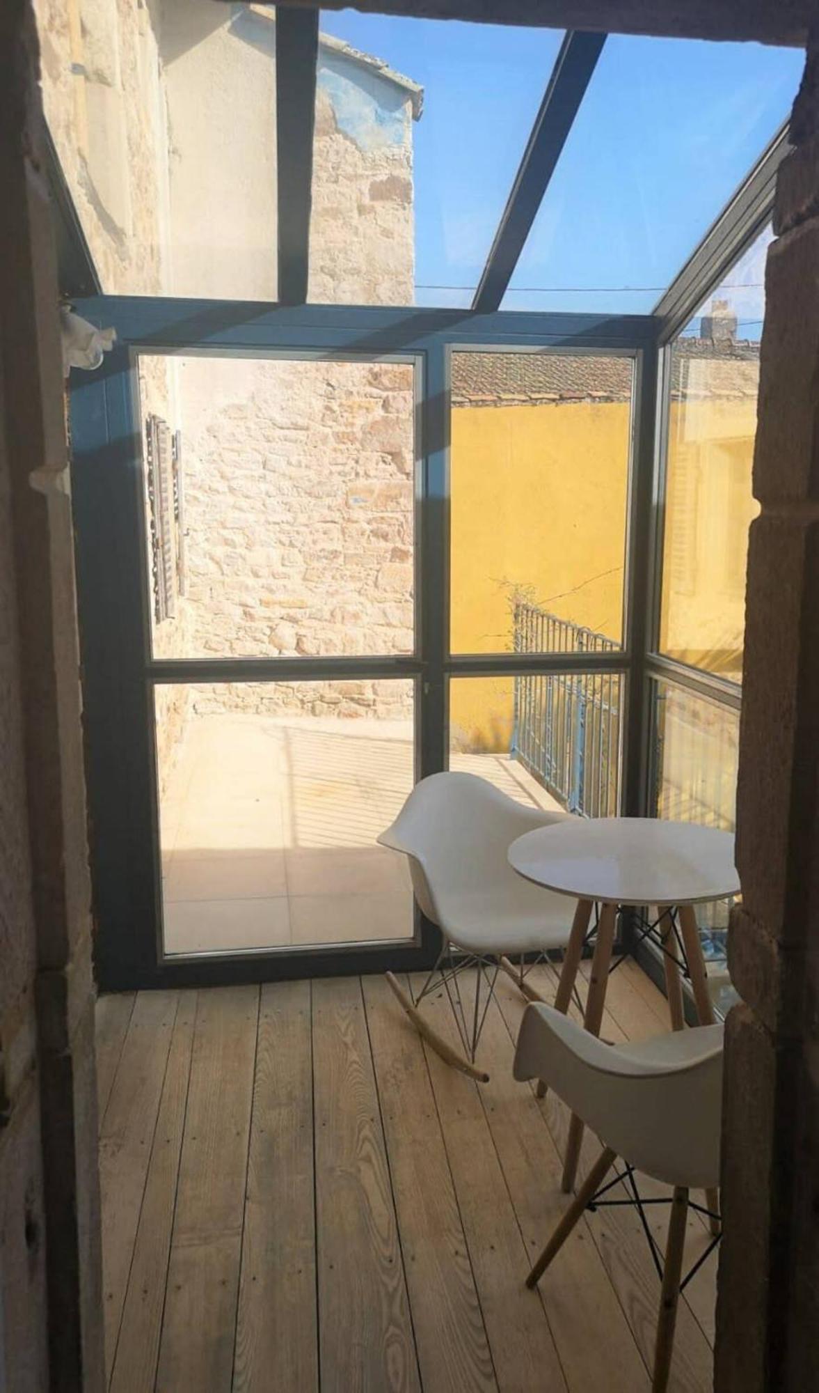 Lumineuse Et Spacieuse Maison Style Loft Saint-Amour-Bellevue ภายนอก รูปภาพ